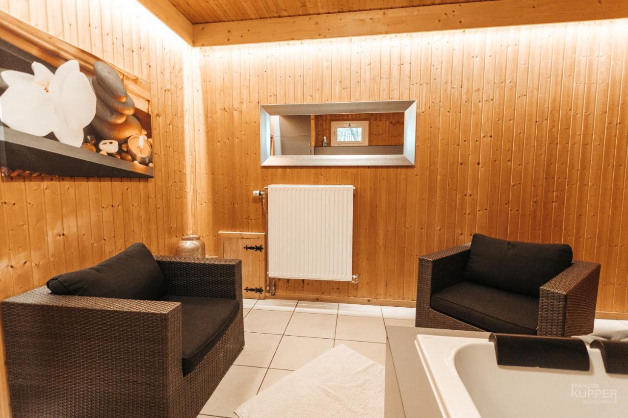 Le Loup Gris - 35 Pers - Vue-Wellness, Butgenbach-Malmedy Villa Buitenkant foto
